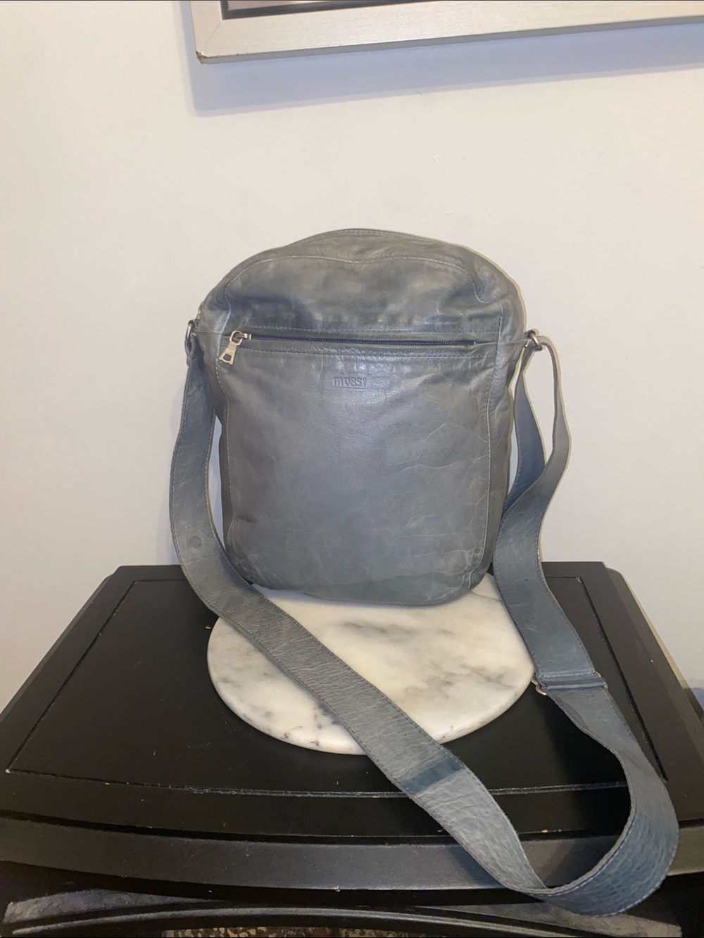 M0851 crossbody leather bag